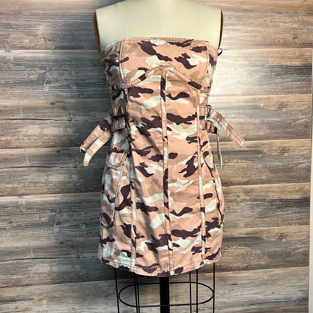 Forever 21 Strapless Cargo Mini Dress in Camo Pink NWOT